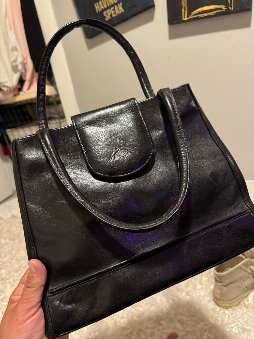 Vintage style black leather rufel handbag/purse pocketbook bag
